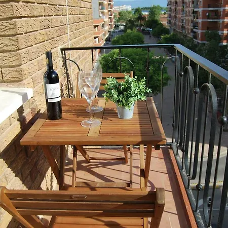 Nordico , Puerto Con Parking Cambrils